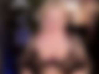 YolandaKiss MILF webcam performer live streaming