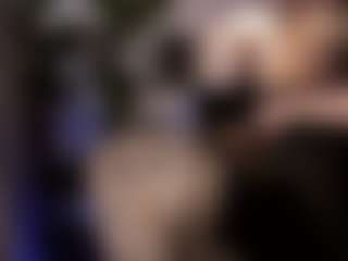 Live cam show with YolandaKiss - Mature on Dare Cams
