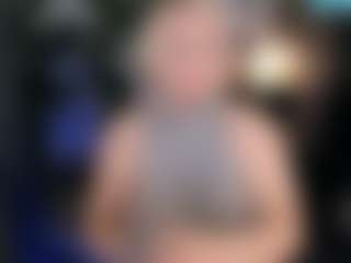 Live cam show with YolandaKiss - Middle Aged on sexylivex.com
