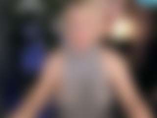 Live cam show with YolandaKiss - Butt Plug on livesexfox.com