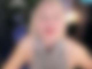 Live cam show with YolandaKiss - Mature on boobsie.com