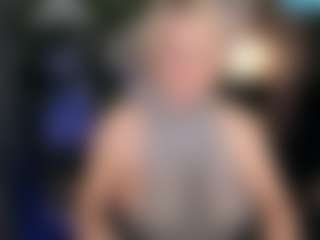 Live cam show with YolandaKiss - Blonde Hair on boobsie.com
