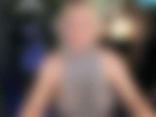 Live cam show with YolandaKiss - Roleplay on livesexfox.com