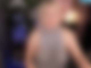 Live cam show with YolandaKiss - Average on instabang