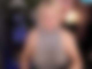 Live cam show with YolandaKiss - Blonde Hair on milfzrlive.com