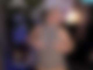 Live cam show with YolandaKiss - Blonde Hair on TastyBlacksLive