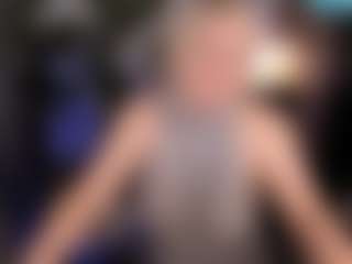 Live cam show with YolandaKiss - MILF on livesexfox.com