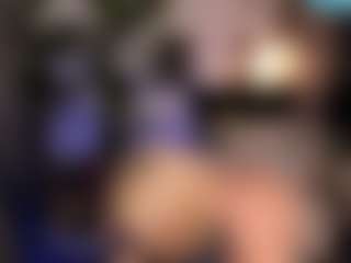 Live cam show with YolandaKiss - Average on xDating