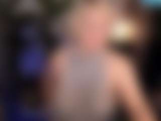 Live cam show with YolandaKiss - Average on Adult Interactions