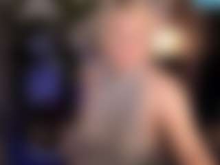 Live cam show with YolandaKiss - Middle Aged on friskycurves.com