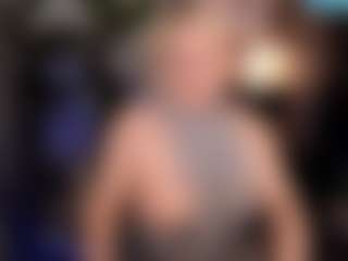 Live cam show with YolandaKiss - MILF on Adult Interactions