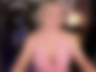 Live cam show with YolandaKiss - Cumface on milfzrlive.com