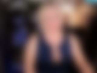 YolandaKiss's Live Sex Cam Show