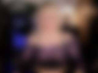 YolandaKiss's Live Sex Cam Show