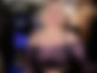 YolandaKiss's Live Sex Cam Show