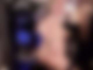 YolandaKiss's Live Sex Cam Show