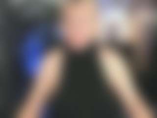 Live cam show with YolandaKiss - Blonde Hair on xDating