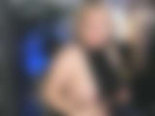 Live cam show with YolandaKiss - Mature on Dolls Live