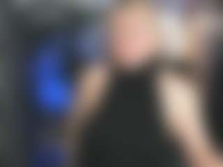 Live cam show with YolandaKiss - Butt Plug on crypto-cams