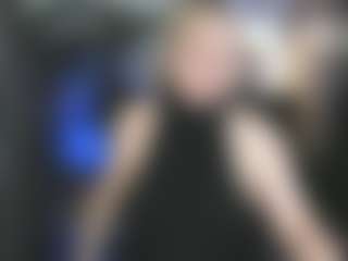 Live cam show with YolandaKiss - Blonde Hair on SpankPalCams