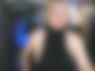 Live cam show with YolandaKiss - Blonde Hair on SinfulBabes