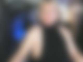 Live cam show with YolandaKiss - Blonde Hair Middle Aged on fuklive.com