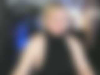 Live cam show with YolandaKiss - Blonde Hair Middle Aged on parknlotfishbdy