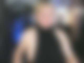 Live cam show with YolandaKiss - Amateur MILF on parknlotfishbdy