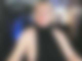 YolandaKiss's Live Sex Cam Show