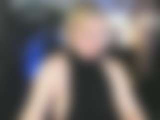 Live cam show with YolandaKiss - Blonde Hair Amateur on hrnylive.com