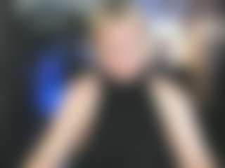YolandaKiss's Live Sex Cam Show