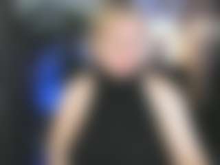 YolandaKiss's Live Sex Cam Show