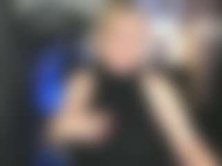 Live cam show with YolandaKiss - Blonde Hair MILF on Sweet Sext