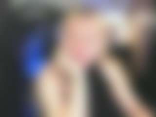 Live cam show with YolandaKiss - Amateur Mature on xDating