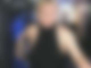 Live cam show with YolandaKiss - Spank Blonde Hair on Instabang