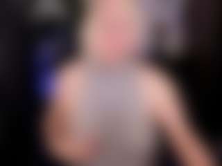 YolandaKiss's Live Sex Cam Show