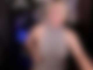YolandaKiss's Live Sex Cam Show