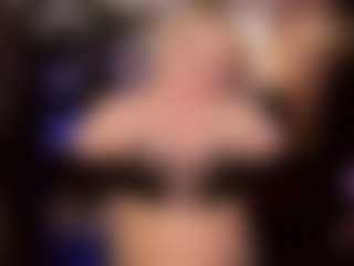 Live cam show with YolandaKiss - Gray Eyes on Camsoda