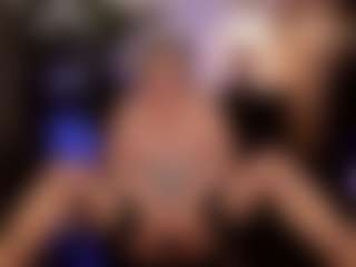 YolandaKiss's Live Sex Cam Show