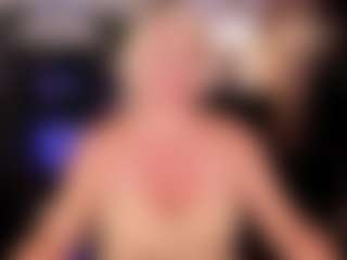 YolandaKiss's Live Sex Cam Show