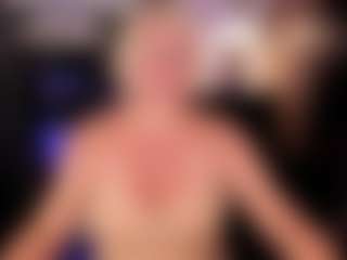 Live cam show with YolandaKiss - Gray Eyes on madthumbs