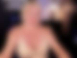 Live cam show with YolandaKiss - Asshole Blonde Hair on Strip Flash - Live Sex Shows