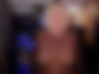 YolandaKiss MILF webcam performer live streaming