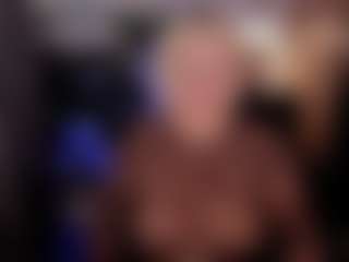 YolandaKiss's Live Sex Cam Show