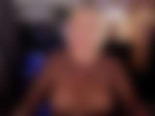 YolandaKiss's Live Sex Cam Show