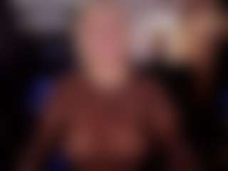 YolandaKiss's Live Sex Cam Show