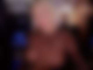 YolandaKiss's Live Sex Cam Show