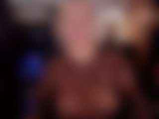 YolandaKiss's Live Sex Cam Show