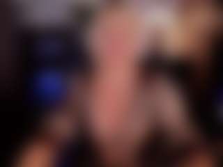 YolandaKiss's Live Sex Cam Show