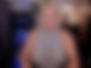 Live cam show with YolandaKiss - Butt Plug on Nude Live Now